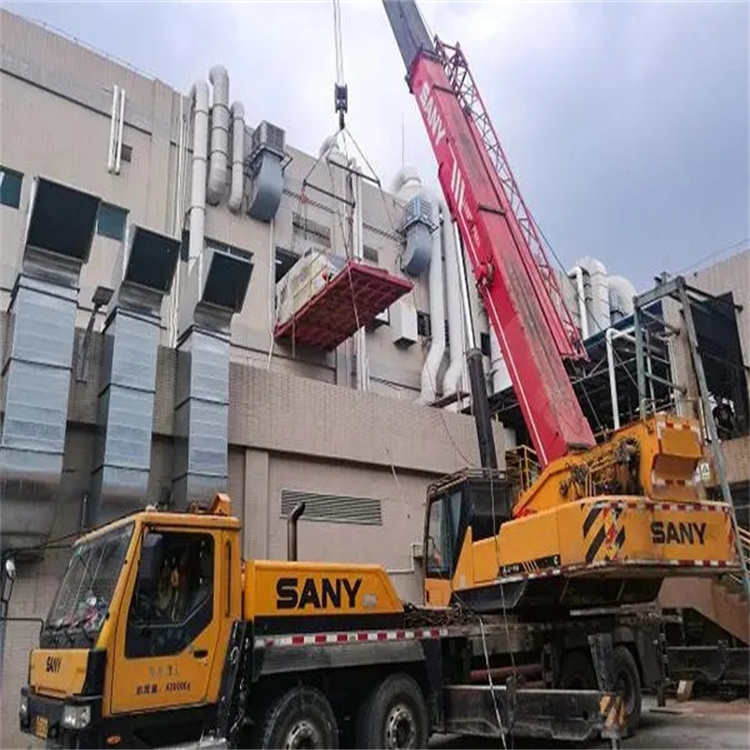 云梦租赁大型汽车吊，助力工程项目高效进行