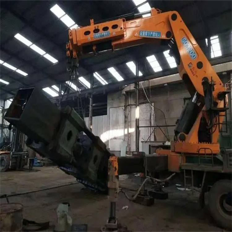 云梦折臂吊出租怎么收费