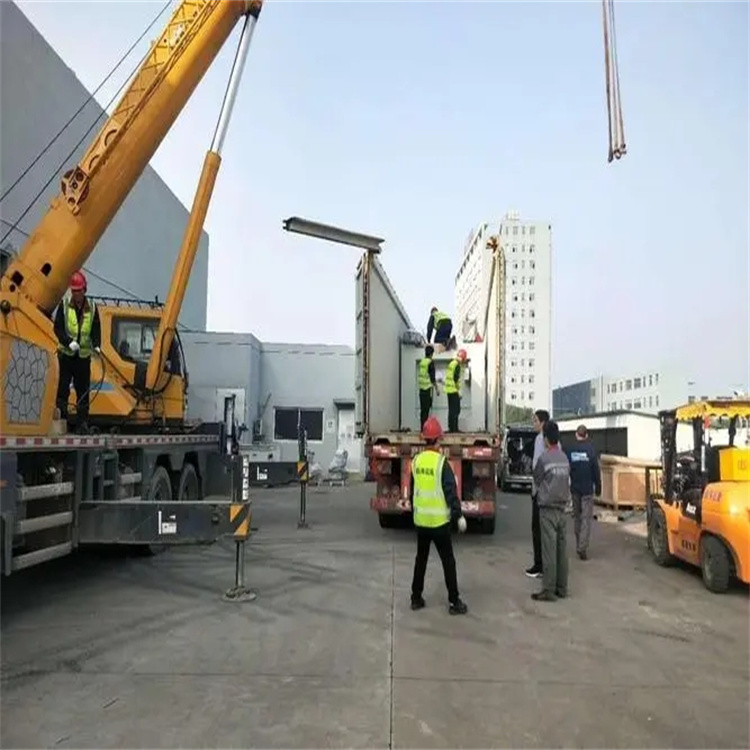 云梦如何找到附近的吊车救援服务