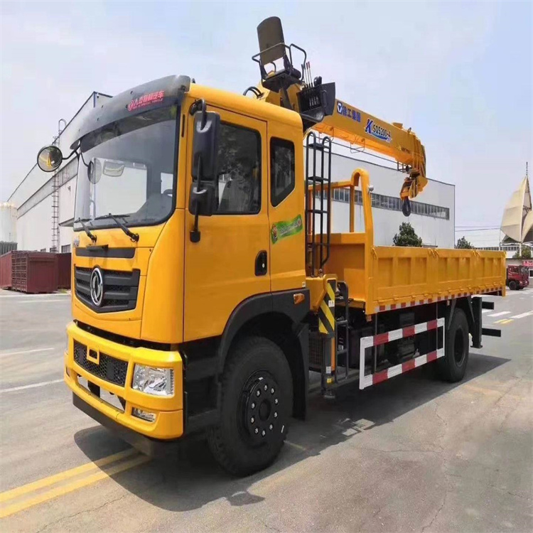 云梦附近找一辆随车吊出租